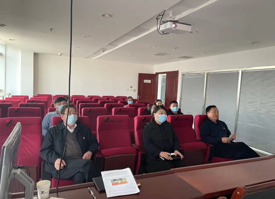 關(guān)于收看“高舉偉大旗幟、牢記領(lǐng)袖囑托、做到‘兩個(gè)確?！钊雽W(xué)習(xí)貫徹省第十一次黨代會(huì)精神集中宣講視頻”的活動(dòng)簡(jiǎn)報(bào)